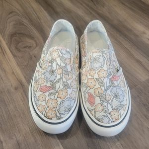 Vans Slip On Floral Pattern with VR3 soles